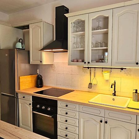 Holiday Apartment Arman Vizinada Bagian luar foto